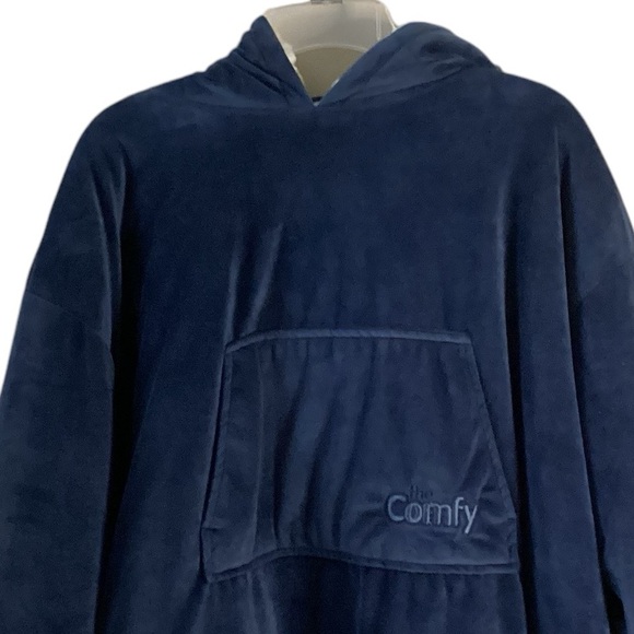 The Comfy Oversized Sherpa Lined Hooded Wearable Blanket - Picture 4 of 10